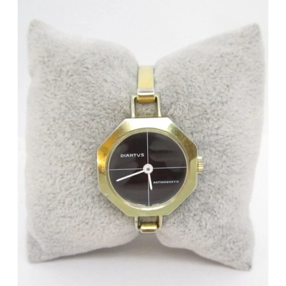 Vtg Women Diantus Hand Wind Mechanical Analog 27mm Round Watch (H450)
